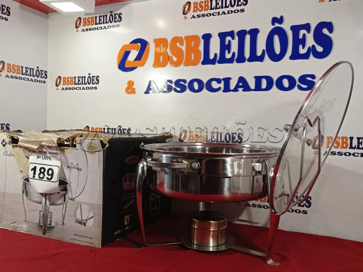 LOTE 189 - 01 RECHAUD 4,7 LITROS REDONDO. (NO ESTADO) ATENÇÃO! FAZER A VISITAÇÃO ANTES DE ARREMATAR, NÃO SABEMOS SE FUNCIONA. LEILÃO NÃO TEM GARANTIA E NEM DEVOLUÇÃO, SUJEITO A POSSÍVEIS AVARIAS VISÍVEIS/OCULTAS E/OU AUSÊNCIA DE COMPONENTES.