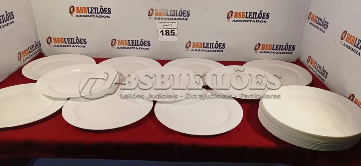 LOTE 185 - 21 PRATOS. (NO ESTADO) ATENÇÃO! FAZER A VISITAÇÃO ANTES DE ARREMATAR, NÃO SABEMOS SE FUNCIONA. LEILÃO NÃO TEM GARANTIA E NEM DEVOLUÇÃO, SUJEITO A POSSÍVEIS AVARIAS VISÍVEIS/OCULTAS E/OU AUSÊNCIA DE COMPONENTES.