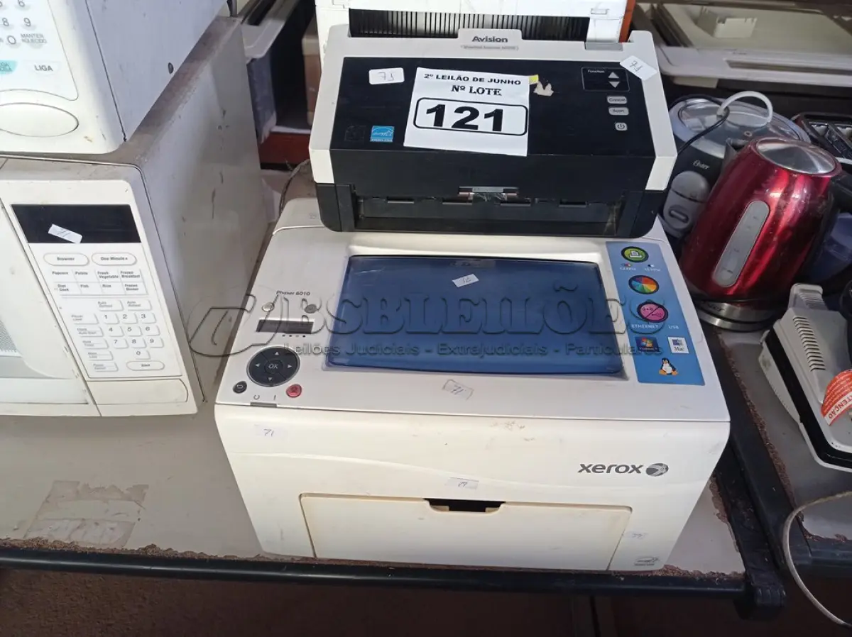 LOTE 121 - 01 IMPRESSORA MODELO PHASER 6010 MARCA XEROX E 01 SCANNER AVISION AD250. (NO ESTADO) ATENÇÃO! FAZER A VISITAÇÃO ANTES DE ARREMATAR, NÃO SABEMOS SE FUNCIONA. LEILÃO NÃO TEM GARANTIA E NEM DEVOLUÇÃO, SUJEITO A POSSÍVEIS AVARIAS VISÍVEIS/OCULTAS E/OU AUSÊNCIA DE COMPONENTES.