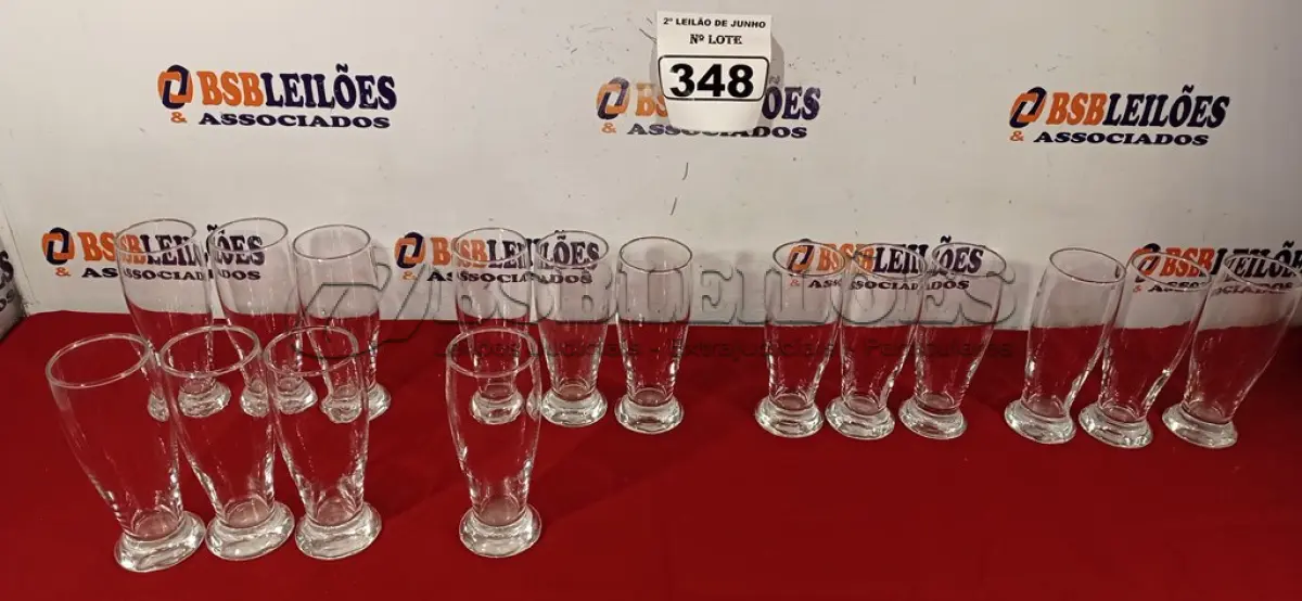 LOTE 348 - 24 TULIPAS. (NO ESTADO) ATENÇÃO! FAZER A VISITAÇÃO ANTES DE ARREMATAR, NÃO SABEMOS SE FUNCIONA. LEILÃO NÃO TEM GARANTIA E NEM DEVOLUÇÃO, SUJEITO A POSSÍVEIS AVARIAS VISÍVEIS/OCULTAS E/OU AUSÊNCIA DE COMPONENTES.