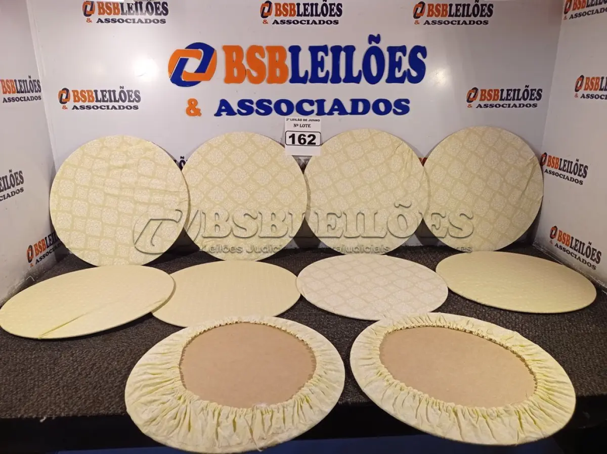 LOTE 162 - 10 SOUSPLAT COM CAPA FLORIDA NA COR VERDE. (NO ESTADO) ATENÇÃO! FAZER A VISITAÇÃO ANTES DE ARREMATAR, NÃO SABEMOS SE FUNCIONA. LEILÃO NÃO TEM GARANTIA E NEM DEVOLUÇÃO, SUJEITO A POSSÍVEIS AVARIAS VISÍVEIS/OCULTAS E/OU AUSÊNCIA DE COMPONENTES.