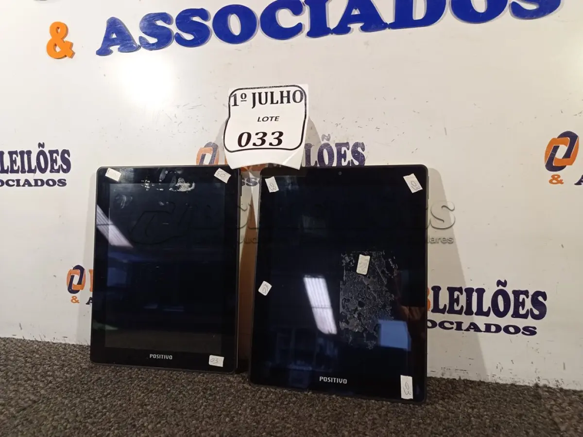 LOTE 033 - 02 TABLET'S MARCA POSITIVO SEM CARREGADOR. (NO ESTADO) ATENÇÃO! FAZER A VISITAÇÃO ANTES DE ARREMATAR, NÃO SABEMOS SE FUNCIONA. LEILÃO NÃO TEM GARANTIA E NEM DEVOLUÇÃO, SUJEITO A POSSÍVEIS AVARIAS VISÍVEIS/OCULTAS E/OU AUSÊNCIA DE COMPONENTES.