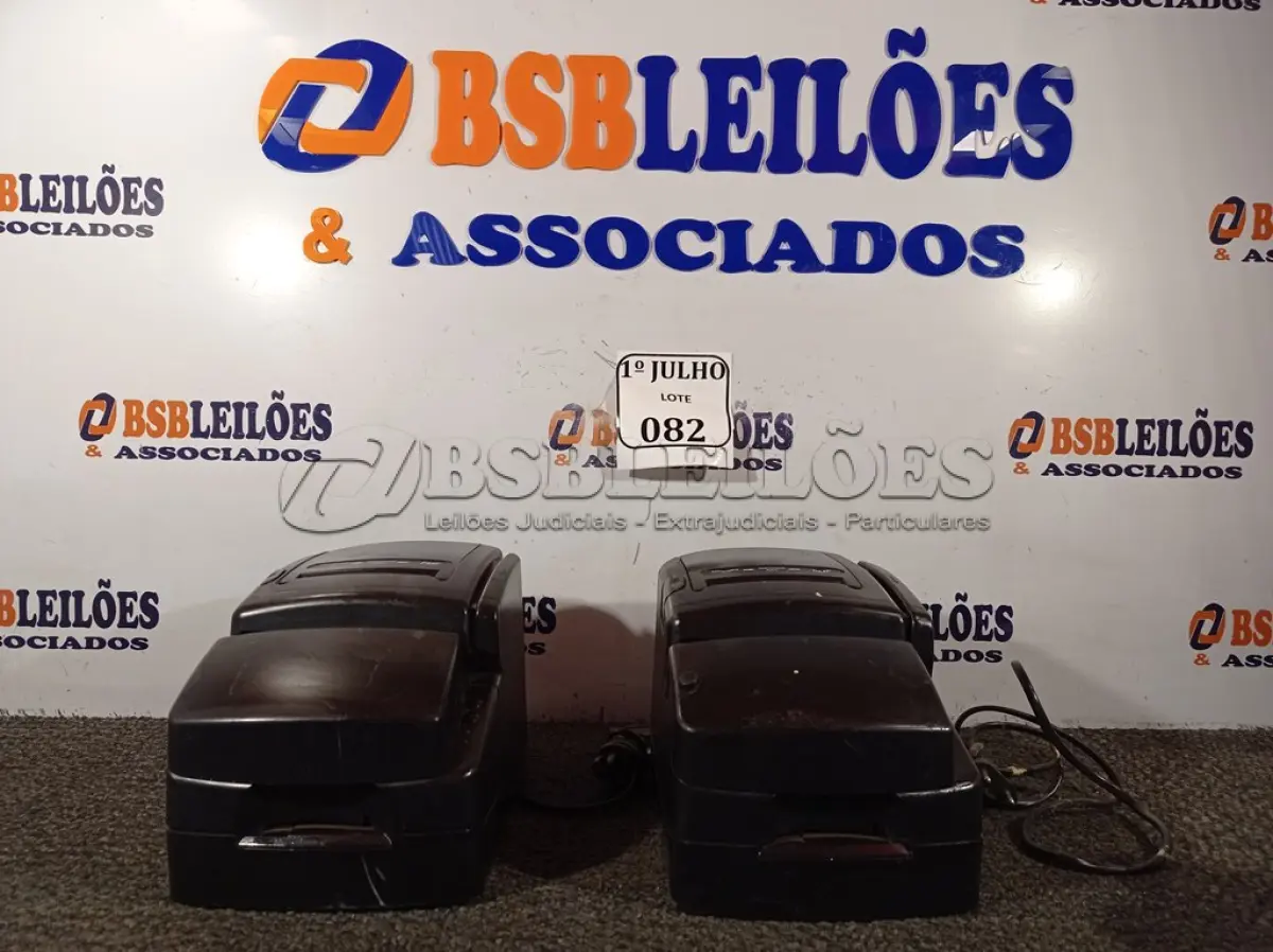 LOTE 082 - 02 IMPRESSORAS TÉRMICAS SEM MARCA APARENTE. (LIGANDO) (NO ESTADO) ATENÇÃO! FAZER A VISITAÇÃO ANTES DE ARREMATAR, NÃO SABEMOS SE FUNCIONA. LEILÃO NÃO TEM GARANTIA E NEM DEVOLUÇÃO, SUJEITO A POSSÍVEIS AVARIAS VISÍVEIS/OCULTAS E/OU AUSÊNCIA DE COMPONENTES.