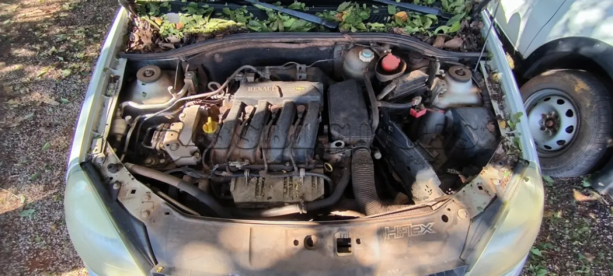 LOTE 010 - 01 RENAULT CLIO; PLACA: JHM-0547; ANO: 2008. CHASSI: 8A1LB8E058L032091, RENAVAM: 00973903783; (NO ESTADO)