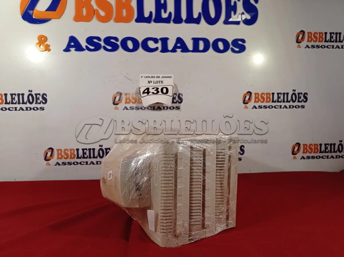 LOTE 430 - 10 POWERDSINE 7001G. (NO ESTADO) ATENÇÃO! FAZER A VISITAÇÃO ANTES DE ARREMATAR, NÃO SABEMOS SE FUNCIONA. LEILÃO NÃO TEM GARANTIA E NEM DEVOLUÇÃO, SUJEITO A POSSÍVEIS AVARIAS VISÍVEIS/OCULTAS E/OU AUSÊNCIA DE COMPONENTES.