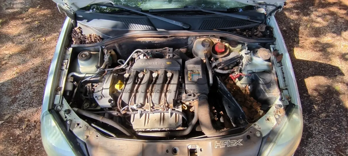 LOTE 013 - 01 RENAULT CLIO AUT1616VS; PLACA: JHM-0587; ANO: 2008 CHASSI: 8A1LB8E058L031130, RENAVAM: 00973884100; (NO ESTADO)