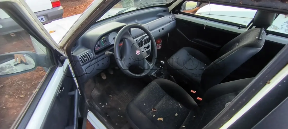 LOTE 041 - 01 FIAT UNO MILLE WAY ECON; PLACA: JIC-6168; ANO: 2009 CHASSI: 9BD15844AA634002, RENAVAM: 00165583274; (VEÍCULO NÃO FUNCIONA, BOMBA DE COMBUSTIVEL TRAVADA, VEÍCULO SOFREU SUPER AQUECIMENTO.) (NO ESTADO)