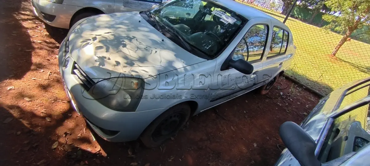 LOTE 009 - 01 RENAULT CLIO AUT1616VS; PLACA: JHM-0567; ANO: 2008.  CHASSI: 8A1LB8E058L033436, RENAVAM: 00973889209; (NO ESTADO)