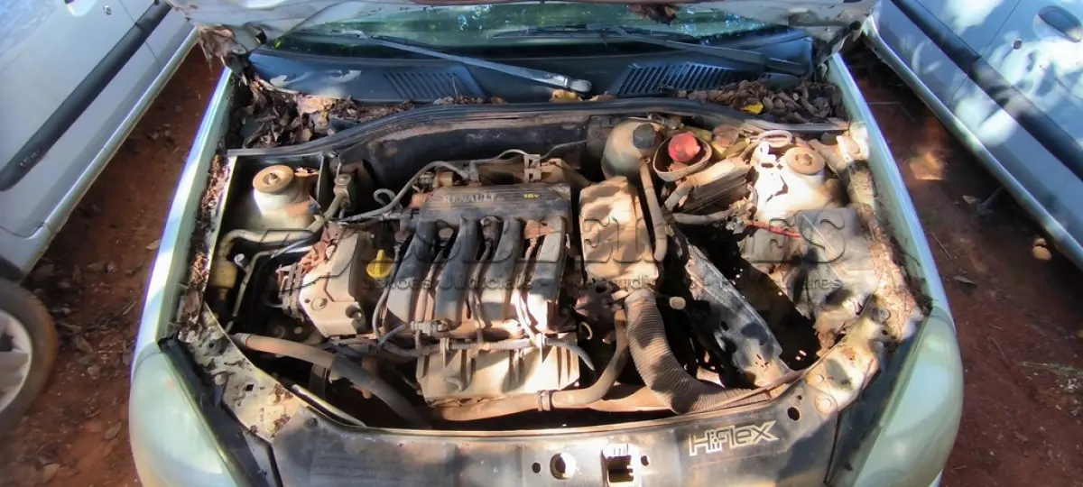 LOTE 009 - 01 RENAULT CLIO AUT1616VS; PLACA: JHM-0567; ANO: 2008.  CHASSI: 8A1LB8E058L033436, RENAVAM: 00973889209; (NO ESTADO)