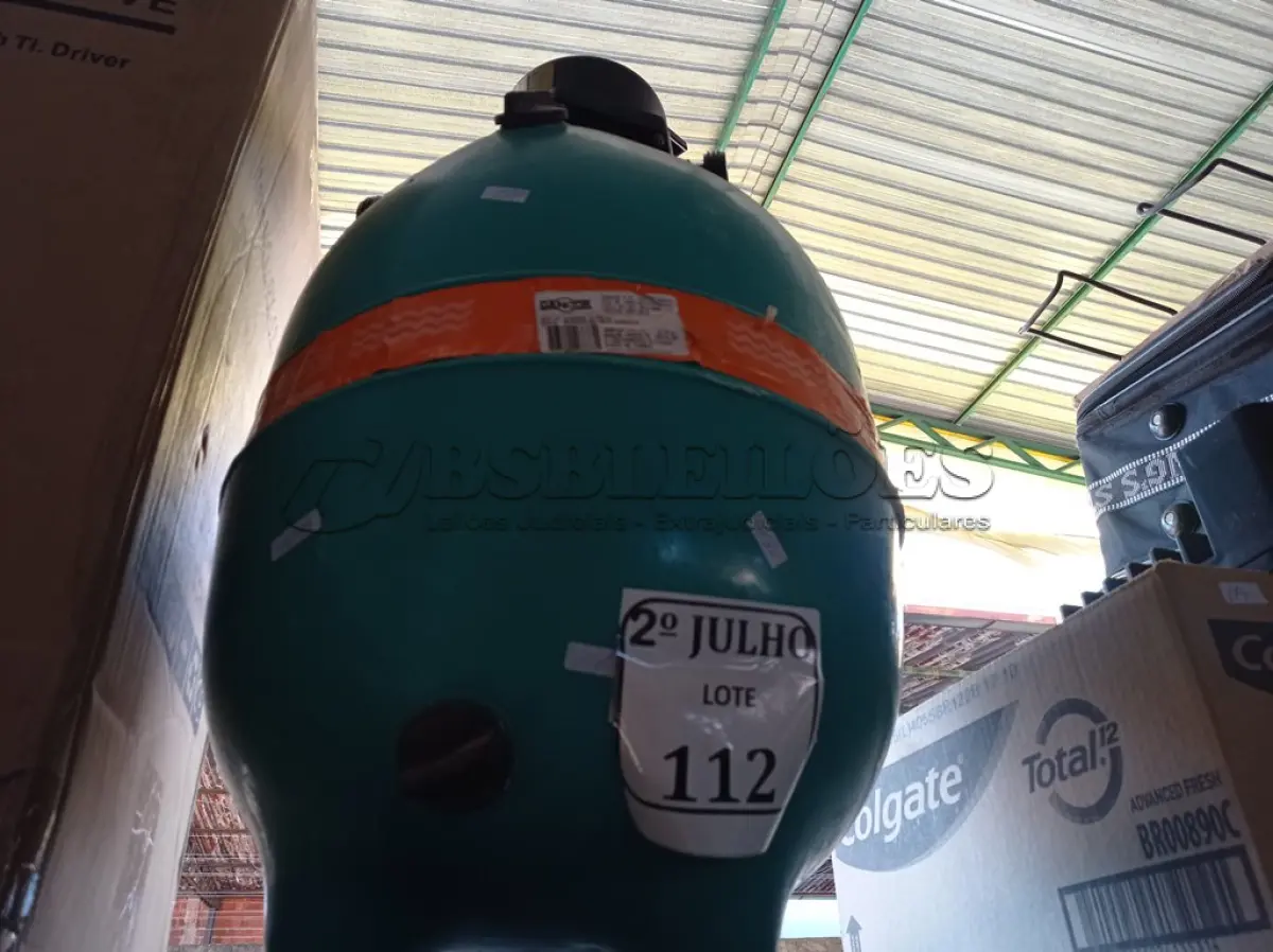 LOTE 112 - 01 FILTRO PARA PISCINA. (NO ESTADO) ATENÇÃO! FAZER A VISITAÇÃO ANTES DE ARREMATAR, NÃO SABEMOS SE FUNCIONA. LEILÃO NÃO TEM GARANTIA E NEM DEVOLUÇÃO, SUJEITO A POSSÍVEIS AVARIAS VISÍVEIS/OCULTAS E/OU AUSÊNCIA DE COMPONENTES.