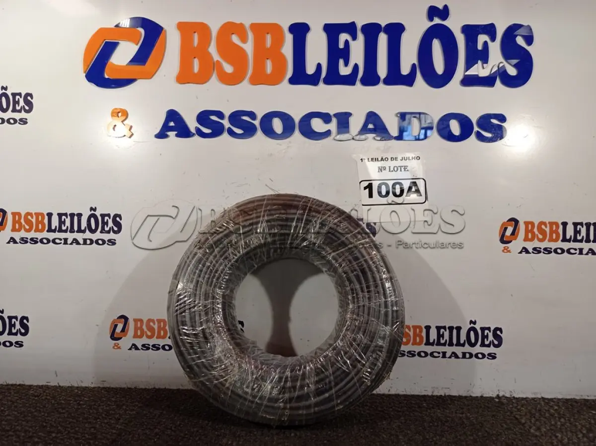 LOTE 100 - 01 ROLO DE CABO FLEXÍVEL 1×10,00MM NA COR PRETA. (NO ESTADO) ATENÇÃO! FAZER A VISITAÇÃO ANTES DE ARREMATAR, NÃO SABEMOS SE FUNCIONA. LEILÃO NÃO TEM GARANTIA E NEM DEVOLUÇÃO, SUJEITO A POSSÍVEIS AVARIAS VISÍVEIS/OCULTAS E/OU AUSÊNCIA DE COMPONENTES.