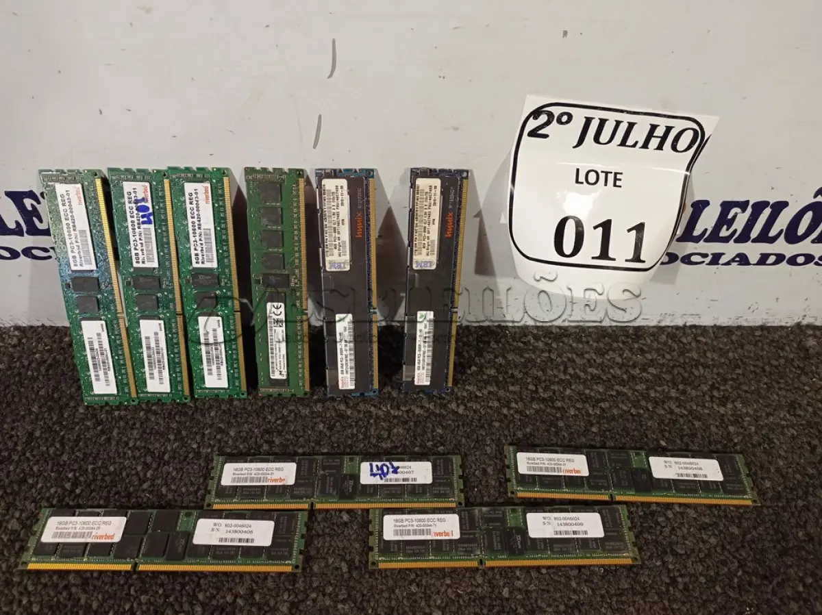 LOTE 011 - 06 PENTES DE MEMÓRIA DE 8GB CADA E 04 PENTES DE MEMÓRIA DE 16GB CADA PARA SERVIDOR PC3. (NO ESTADO) ATENÇÃO! FAZER A VISITAÇÃO ANTES DE ARREMATAR, NÃO SABEMOS SE FUNCIONA. LEILÃO NÃO TEM GARANTIA E NEM DEVOLUÇÃO, SUJEITO A POSSÍVEIS AVARIAS VISÍVEIS/OCULTAS E/OU AUSÊNCIA DE COMPONENTES.