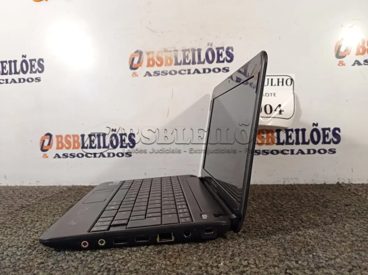 LOTE 004 - 01 NETBOK POSITIVO MOBO SEM FONTE. (LIGANDO) (NO ESTADO) ATENÇÃO! FAZER A VISITAÇÃO ANTES DE ARREMATAR, NÃO SABEMOS SE FUNCIONA. LEILÃO NÃO TEM GARANTIA E NEM DEVOLUÇÃO, SUJEITO A POSSÍVEIS AVARIAS VISÍVEIS/OCULTAS E/OU AUSÊNCIA DE COMPONENTES. 