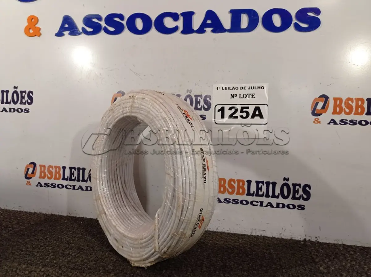 LOTE 125 - 01 ROLO DE CABO FLEXÍVEL 1×4,00MM NA COR BRANCA. (NO ESTADO) ATENÇÃO! FAZER A VISITAÇÃO ANTES DE ARREMATAR, NÃO SABEMOS SE FUNCIONA. LEILÃO NÃO TEM GARANTIA E NEM DEVOLUÇÃO, SUJEITO A POSSÍVEIS AVARIAS VISÍVEIS/OCULTAS E/OU AUSÊNCIA DE COMPONENTES.