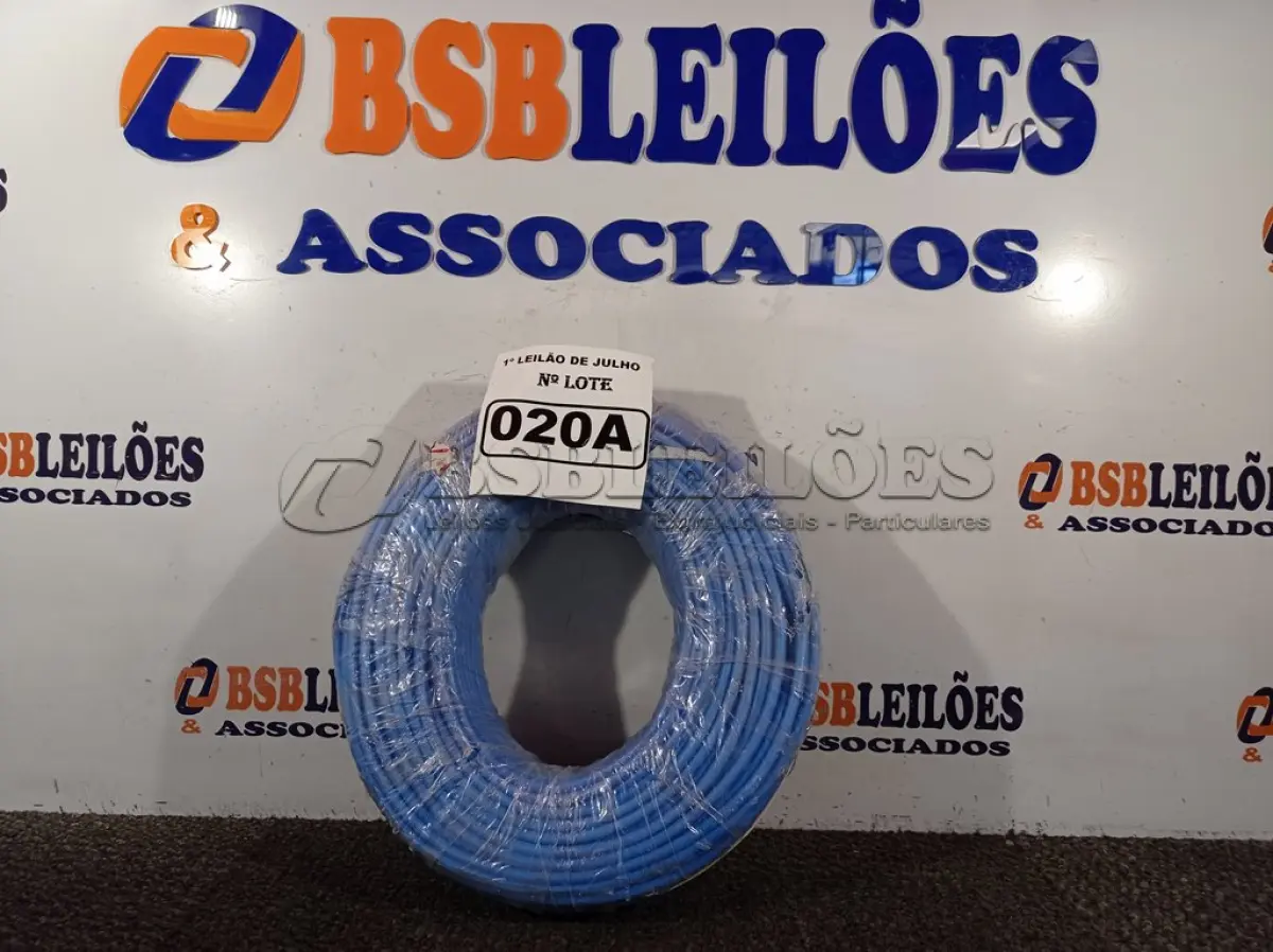 LOTE 020 - 01 ROLO DE CABO FLEXÍVEL 1×10,00MM NA COR AZUL. (NO ESTADO) ATENÇÃO! FAZER A VISITAÇÃO ANTES DE ARREMATAR, NÃO SABEMOS SE FUNCIONA. LEILÃO NÃO TEM GARANTIA E NEM DEVOLUÇÃO, SUJEITO A POSSÍVEIS AVARIAS VISÍVEIS/OCULTAS E/OU AUSÊNCIA DE COMPONENTES.