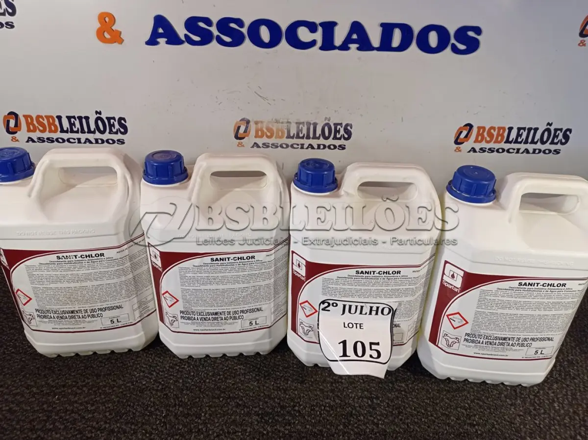 LOTE 105 - 04 GALÕES COM 5L CADA DE DESINFETANTE PARA HORTIFRUTÍCOLAS E DE AGUA. (NO ESTADO) ATENÇÃO! FAZER A VISITAÇÃO ANTES DE ARREMATAR, NÃO SABEMOS SE FUNCIONA. LEILÃO NÃO TEM GARANTIA E NEM DEVOLUÇÃO, SUJEITO A POSSÍVEIS AVARIAS VISÍVEIS/OCULTAS E/OU AUSÊNCIA DE COMPONENTES.