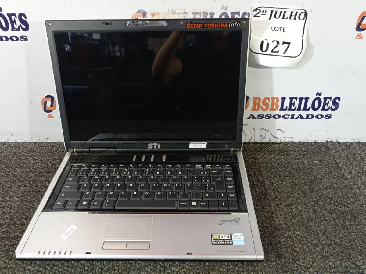 LOTE 027 - 01 NOTEBOOK IS 1462 SEMP TOSHIBA INFO STI SEM FONTE SAÍDA DE 19V PROCESSADOR INTEL PENT DUAL 3GB RAM HD150 LIGANDO. (NO ESTADO) ATENÇÃO! FAZER A VISITAÇÃO ANTES DE ARREMATAR, NÃO SABEMOS SE FUNCIONA. LEILÃO NÃO TEM GARANTIA E NEM DEVOLUÇÃO, SUJEITO A POSSÍVEIS AVARIAS VISÍVEIS/OCULTAS E/OU AUSÊNCIA DE COMPONENTES.