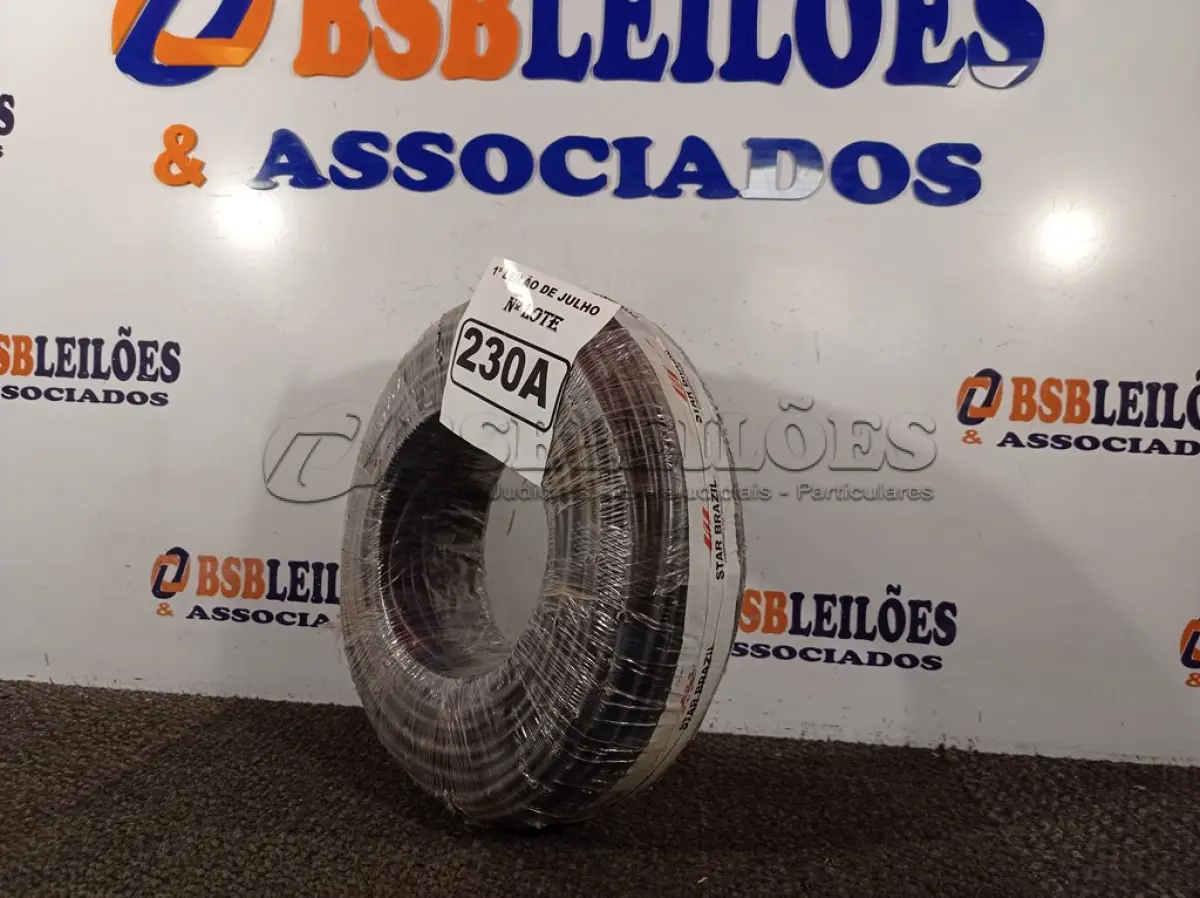 LOTE 230 - 01 ROLO DE CABO FLEXÍVEL 1×10MM NA COR PRETA. (NO ESTADO) ATENÇÃO! FAZER A VISITAÇÃO ANTES DE ARREMATAR, NÃO SABEMOS SE FUNCIONA. LEILÃO NÃO TEM GARANTIA E NEM DEVOLUÇÃO, SUJEITO A POSSÍVEIS AVARIAS VISÍVEIS/OCULTAS E/OU AUSÊNCIA DE COMPONENTES.