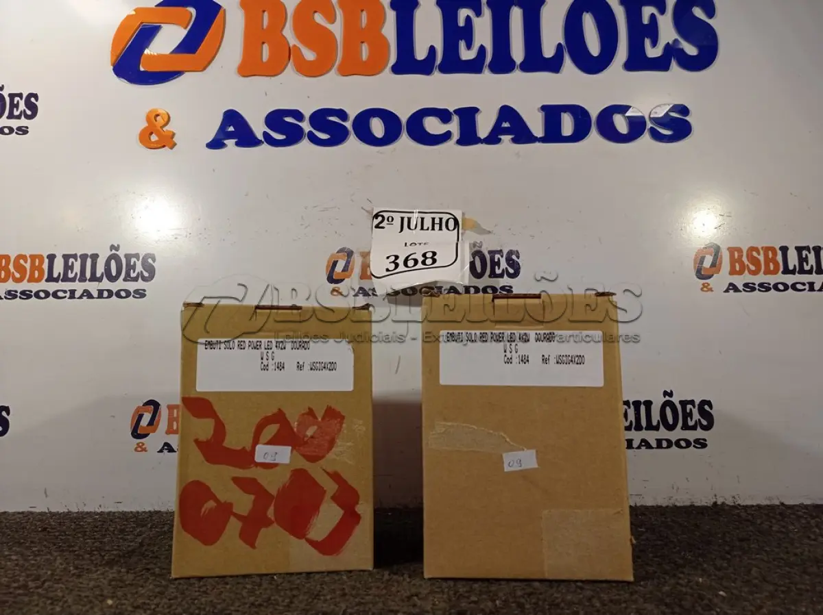 LOTE 368 - 01 PARES DE LED SOLO 4X2WPARA EMBUTIR (NO ESTADO) ATENÇÃO! FAZER A VISITAÇÃO ANTES DE ARREMATAR, NÃO SABEMOS SE FUNCIONA. LEILÃO NÃO TEM GARANTIA E NEM DEVOLUÇÃO, SUJEITO A POSSÍVEIS AVARIAS VISÍVEIS/OCULTAS E/OU AUSÊNCIA DE COMPONENTES.