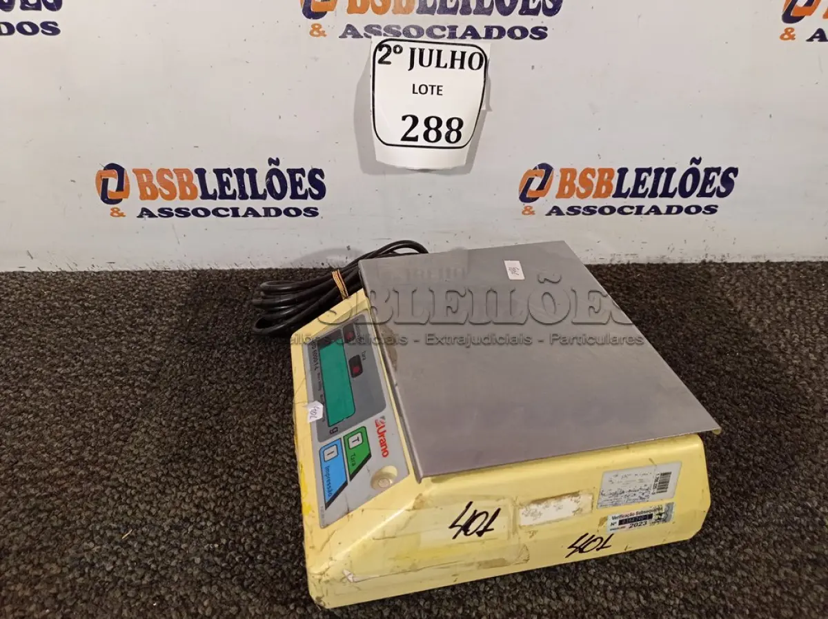 LOTE 288 - 01 BALANÇA URANO 6000 GRAMAS (NO ESTADO) ATENÇÃO! FAZER A VISITAÇÃO ANTES DE ARREMATAR, NÃO SABEMOS SE FUNCIONA. LEILÃO NÃO TEM GARANTIA E NEM DEVOLUÇÃO, SUJEITO A POSSÍVEIS AVARIAS VISÍVEIS/OCULTAS E/OU AUSÊNCIA DE COMPONENTES.