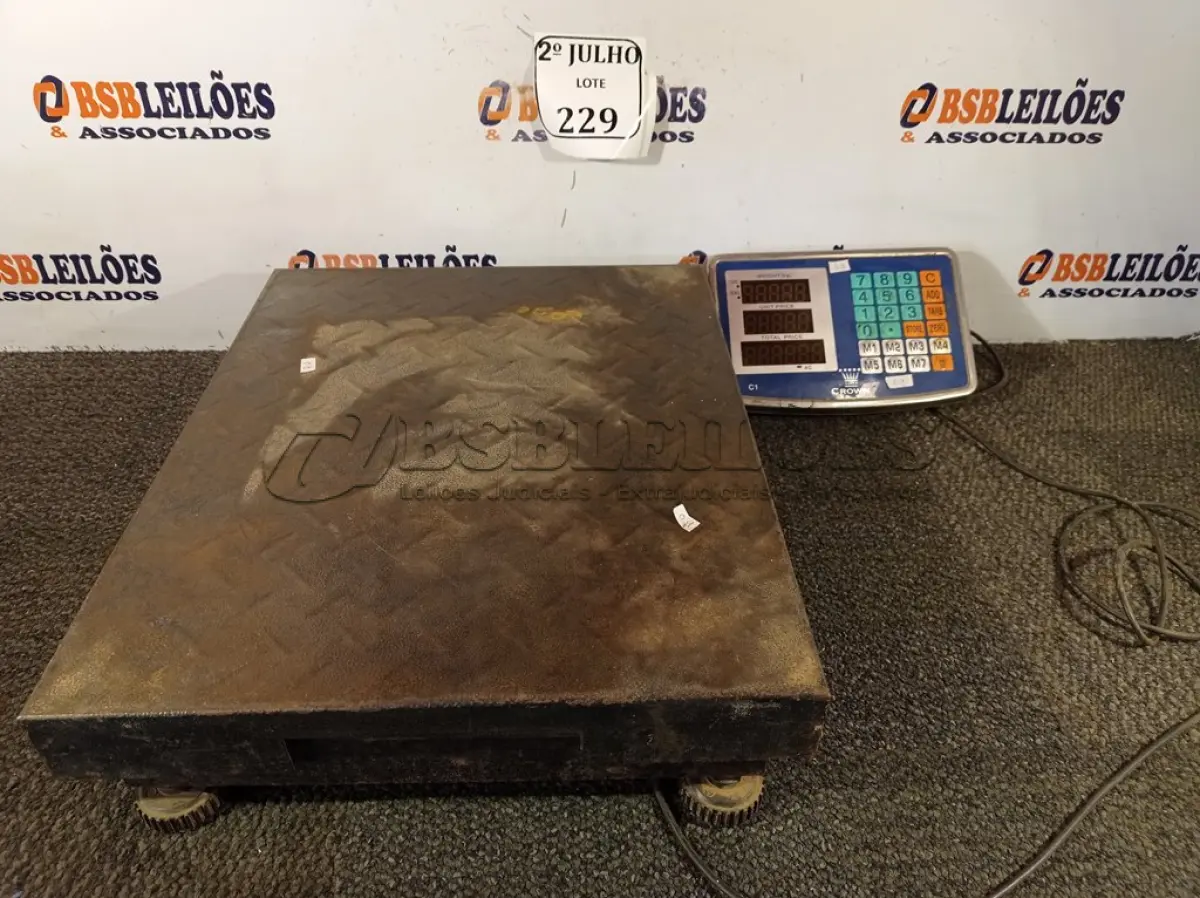 LOTE 229 - 01 BALANÇA DIGITAL 350KG (NO ESTADO) ATENÇÃO! FAZER A VISITAÇÃO ANTES DE ARREMATAR, NÃO SABEMOS SE FUNCIONA. LEILÃO NÃO TEM GARANTIA E NEM DEVOLUÇÃO, SUJEITO A POSSÍVEIS AVARIAS VISÍVEIS/OCULTAS E/OU AUSÊNCIA DE COMPONENTES.