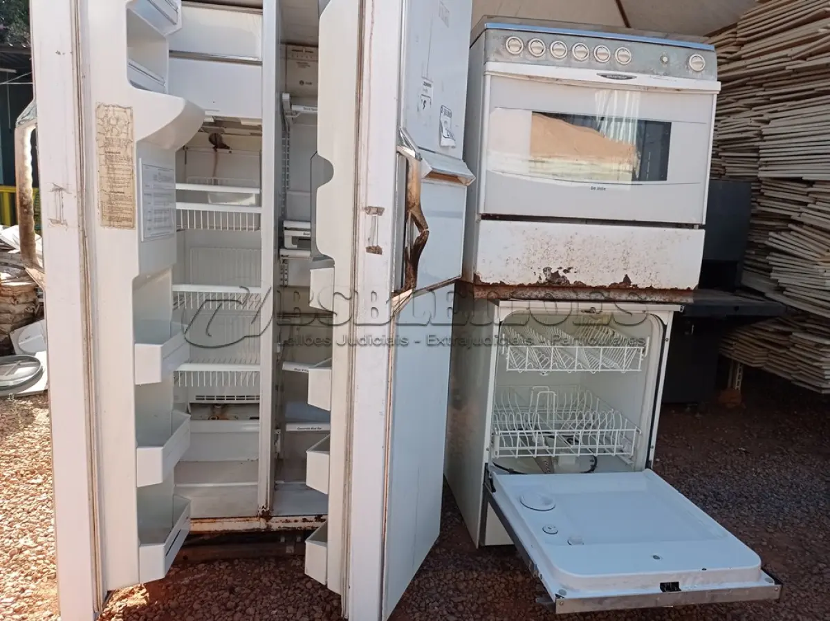 LOTE 214 - 01 GELADEIRA, 01FOGÃO ,01 LAVA-LOUÇA PARA RETIRADA DE PEÇAS (NO ESTADO) ATENÇÃO! FAZER A VISITAÇÃO ANTES DE ARREMATAR, NÃO SABEMOS SE FUNCIONA. LEILÃO NÃO TEM GARANTIA E NEM DEVOLUÇÃO, SUJEITO A POSSÍVEIS AVARIAS VISÍVEIS/OCULTAS E/OU AUSÊNCIA DE COMPONENTES.