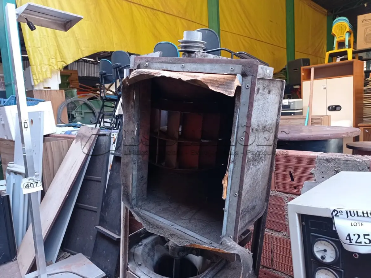 LOTE 428 - 01 EXAUSTOR INDUSTRIAL PARA AR-CONDICIONADO (NO ESTADO) ATENÇÃO! FAZER A VISITAÇÃO ANTES DE ARREMATAR, NÃO SABEMOS SE FUNCIONA. LEILÃO NÃO TEM GARANTIA E NEM DEVOLUÇÃO, SUJEITO A POSSÍVEIS AVARIAS VISÍVEIS/OCULTAS E/OU AUSÊNCIA DE COMPONENTES.