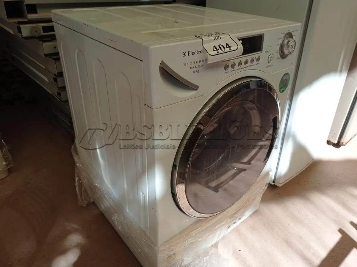 LOTE 404 - 01 LAVA E SECA ELETROLUX 9KG220V  (NO ESTADO) ATENÇÃO! FAZER A VISITAÇÃO ANTES DE ARREMATAR, NÃO SABEMOS SE FUNCIONA. LEILÃO NÃO TEM GARANTIA E NEM DEVOLUÇÃO, SUJEITO A POSSÍVEIS AVARIAS VISÍVEIS/OCULTAS E/OU AUSÊNCIA DE COMPONENTES.