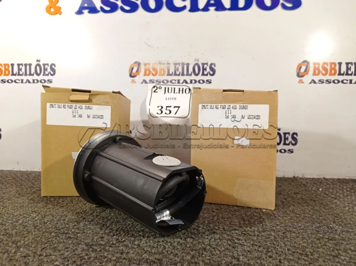 LOTE 357 - 01 PARES DE LED SOLO 4X2WPARA EMBUTIR (NO ESTADO) ATENÇÃO! FAZER A VISITAÇÃO ANTES DE ARREMATAR, NÃO SABEMOS SE FUNCIONA. LEILÃO NÃO TEM GARANTIA E NEM DEVOLUÇÃO, SUJEITO A POSSÍVEIS AVARIAS VISÍVEIS/OCULTAS E/OU AUSÊNCIA DE COMPONENTES.