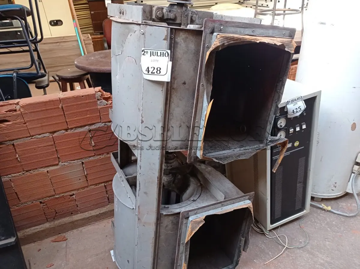 LOTE 428 - 01 EXAUSTOR INDUSTRIAL PARA AR-CONDICIONADO (NO ESTADO) ATENÇÃO! FAZER A VISITAÇÃO ANTES DE ARREMATAR, NÃO SABEMOS SE FUNCIONA. LEILÃO NÃO TEM GARANTIA E NEM DEVOLUÇÃO, SUJEITO A POSSÍVEIS AVARIAS VISÍVEIS/OCULTAS E/OU AUSÊNCIA DE COMPONENTES.