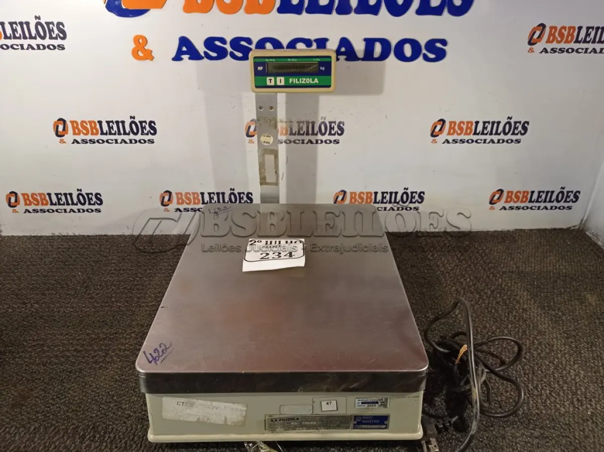 LOTE 234 - 01 BALANÇA FILIZOLA 60KG (NO ESTADO) ATENÇÃO! FAZER A VISITAÇÃO ANTES DE ARREMATAR, NÃO SABEMOS SE FUNCIONA. LEILÃO NÃO TEM GARANTIA E NEM DEVOLUÇÃO, SUJEITO A POSSÍVEIS AVARIAS VISÍVEIS/OCULTAS E/OU AUSÊNCIA DE COMPONENTES.