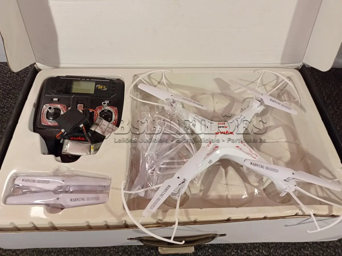 LOTE 264 - 01 DRONE X50. (NO ESTADO) ATENÇÃO! FAZER A VISITAÇÃO ANTES DE ARREMATAR, NÃO SABEMOS SE FUNCIONA. LEILÃO NÃO TEM GARANTIA E NEM DEVOLUÇÃO, SUJEITO A POSSÍVEIS AVARIAS VISÍVEIS/OCULTAS E/OU AUSÊNCIA DE COMPONENTES.