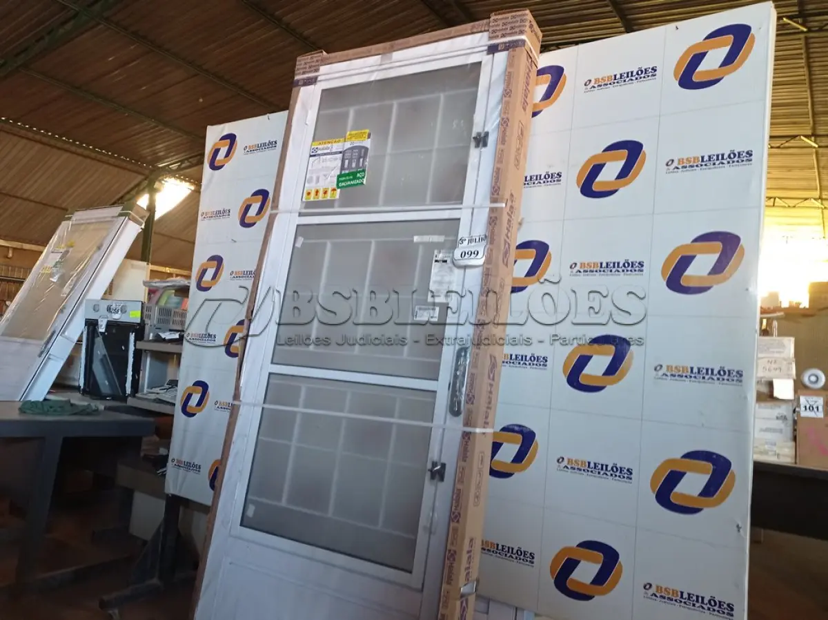 LOTE 099 - 5.021 - PORTA SOC APD BRANCA 085X215 DIR QUAD REQ12 - HAIALA NOVO. (NO ESTADO)