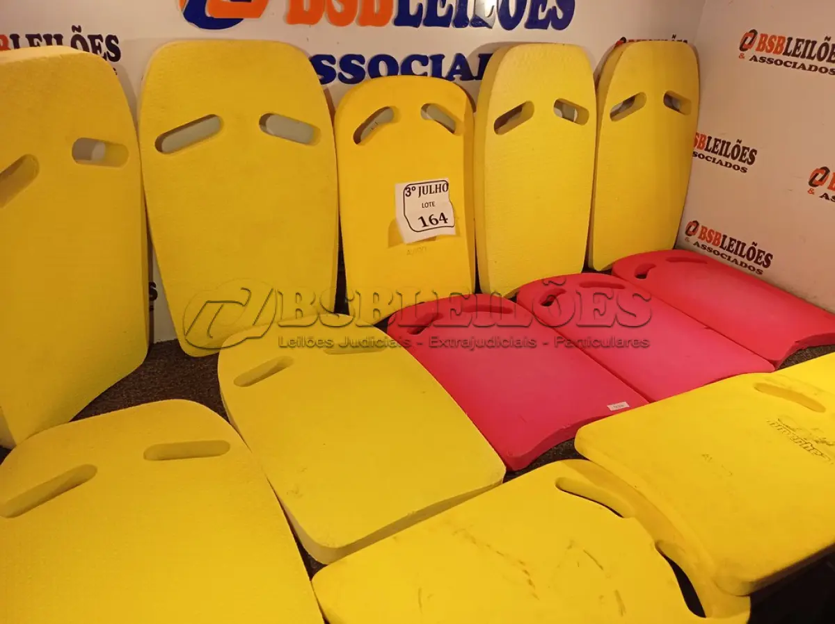 LOTE 164 - 12 PRANCHAS USADAS. (NO ESTADO) ATENÇÃO! FAZER A VISITAÇÃO ANTES DE ARREMATAR, NÃO SABEMOS SE FUNCIONA. LEILÃO NÃO TEM GARANTIA E NEM DEVOLUÇÃO, SUJEITO A POSSÍVEIS AVARIAS VISÍVEIS/OCULTAS E/OU AUSÊNCIA DE COMPONENTES.