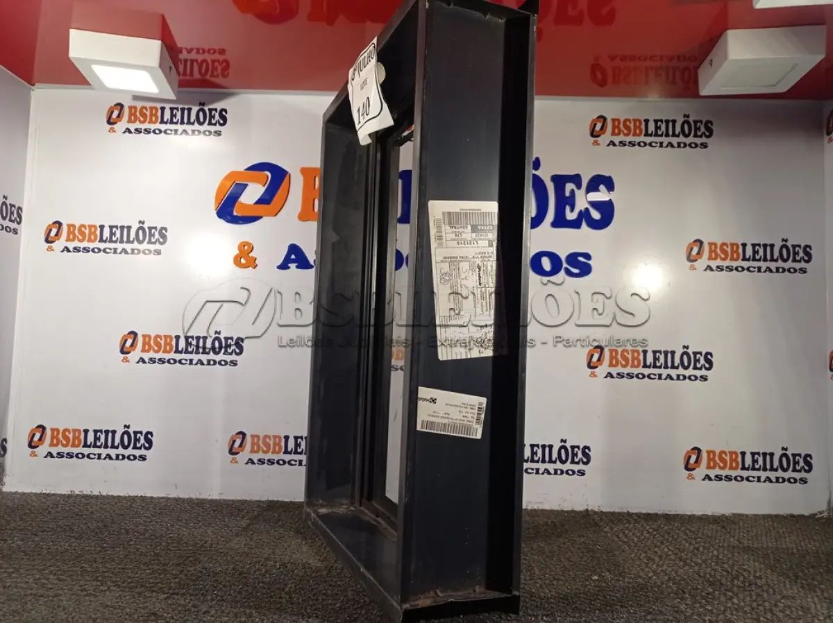 LOTE 140