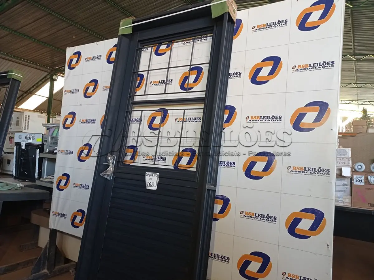 LOTE 105