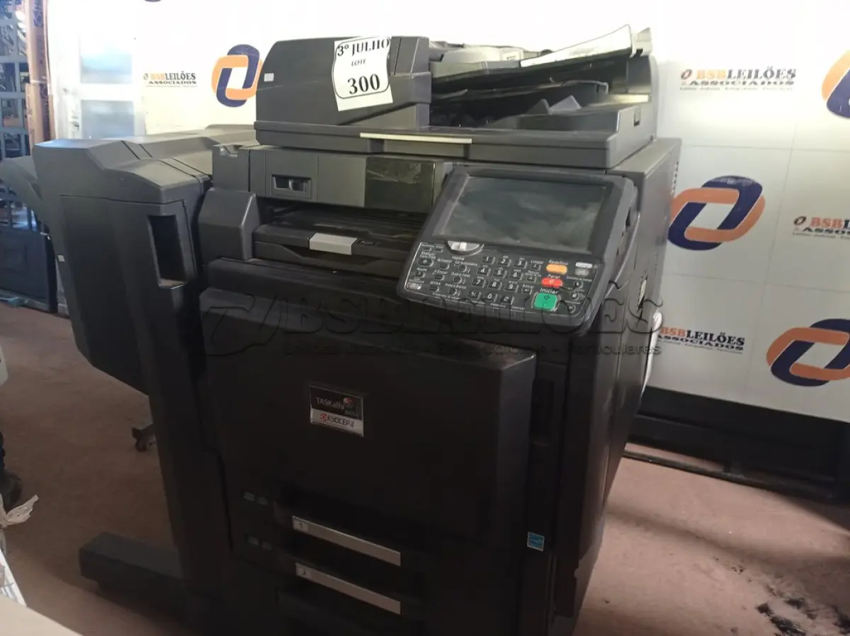 LOTE 300 - 01 IMPRESSORA COPIADORA MARCA TASKALFA KIOCERA MOD: MX3051CI. (NO ESTADO) ATENÇÃO! FAZER A VISITAÇÃO ANTES DE ARREMATAR, NÃO SABEMOS SE FUNCIONA. LEILÃO NÃO TEM GARANTIA E NEM DEVOLUÇÃO, SUJEITO A POSSÍVEIS AVARIAS VISÍVEIS/OCULTAS E/OU AUSÊNCIA DE COMPONENTES.