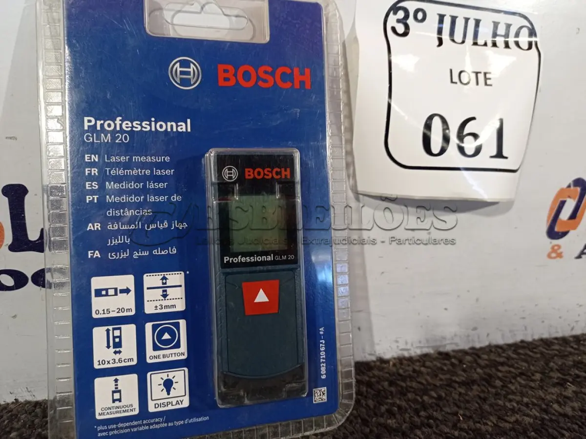 LOTE 061 - 01 TRENA A LASER GLM20 – BOSCH NOVO. (NO ESTADO)