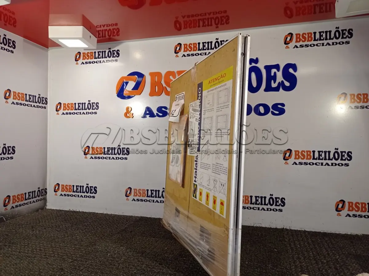 LOTE 142 - 5.068 - MAXIM-AR PRÁTICA 050X050 S/G BRANCO - HAIALA NOVO. (NO ESTADO)