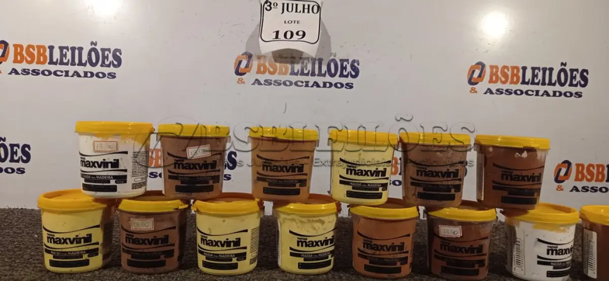 LOTE 109 - 14 MASSAS MADEIRA MAXVINIL 300G CADA VÁRIAS CORES. NOVO. (NO ESTADO)