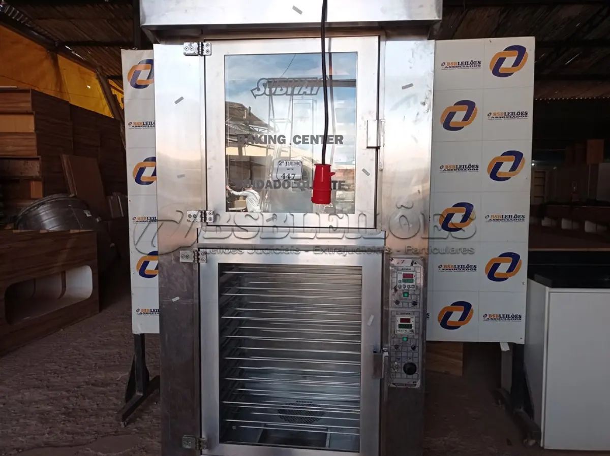 LOTE 328 - 01 FORNO COMBINADO ELÉTRICO COM ESTUFA PANIFICAÇÃO PERFECTA SUBWAY. POTÊNCIA 5500W 2,15CM DE ALTURA, 105CM DE LARGURA E0,68CM DE PROFUNDIDADE (NO ESTADO) ATENÇÃO! FAZER A VISITAÇÃO ANTES DE ARREMATAR, NÃO SABEMOS SE FUNCIONA. LEILÃO NÃO TEM GARANTIA E NEM DEVOLUÇÃO, SUJEITO A POSSÍVEIS AVARIAS VISÍVEIS/OCULTAS E/OU AUSÊNCIA DE COMPONENTES.