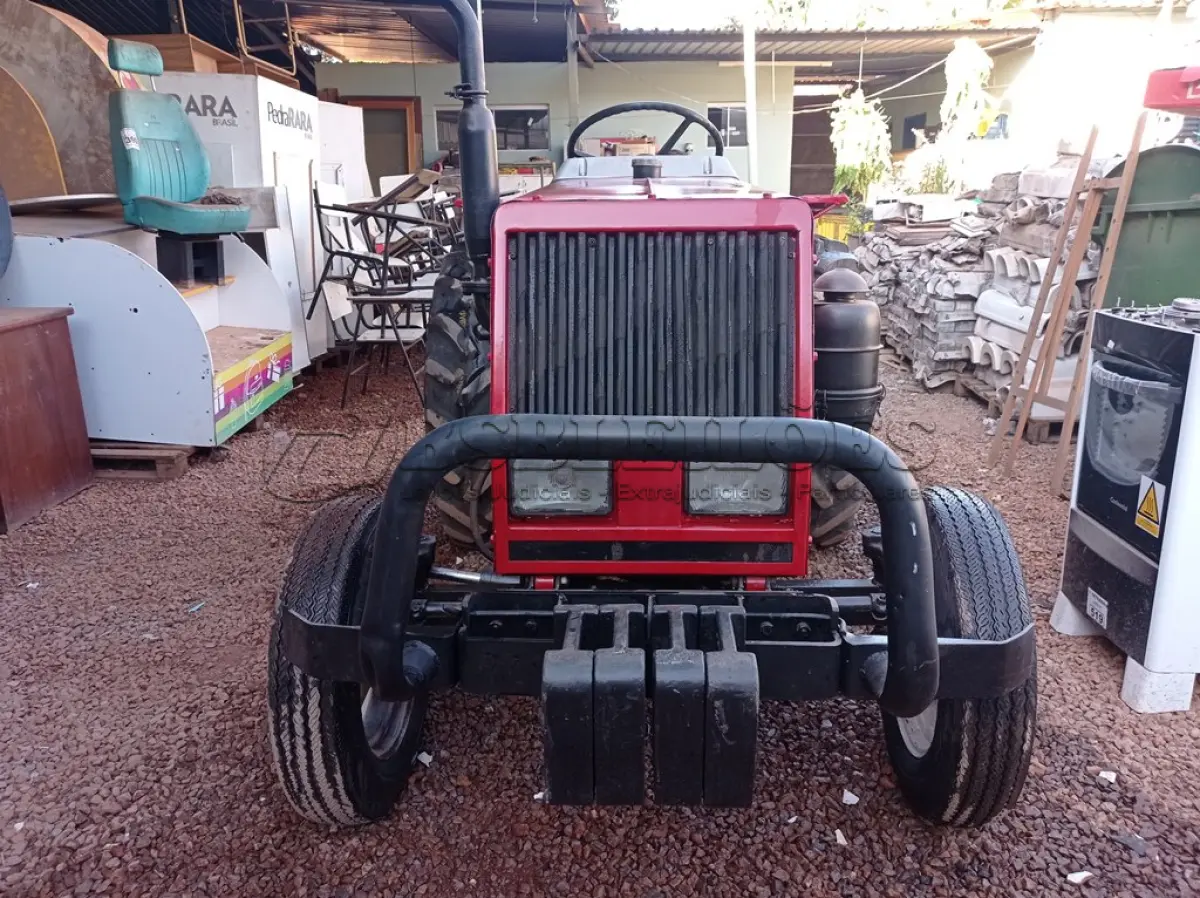 LOTE 454 - 01 MICRO TRATOR.YANMAR, 1030 HORAS, ANO 1996 (NO ESTADO) ATENÇÃO! FAZER A VISITAÇÃO ANTES DE ARREMATAR, NÃO SABEMOS SE FUNCIONA. LEILÃO NÃO TEM GARANTIA E NEM DEVOLUÇÃO, SUJEITO A POSSÍVEIS AVARIAS VISÍVEIS/OCULTAS E/OU AUSÊNCIA DE COMPONENTES.