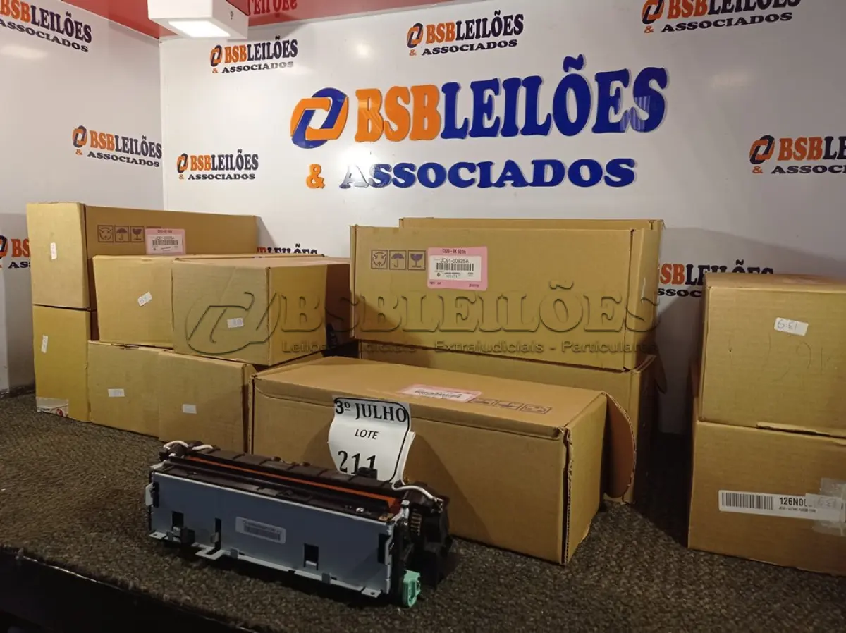 LOTE 211 - 12 CILINDROS SAMSUNG/XEROX. (NO ESTADO) ATENÇÃO! FAZER A VISITAÇÃO ANTES DE ARREMATAR, NÃO SABEMOS SE FUNCIONA. LEILÃO NÃO TEM GARANTIA E NEM DEVOLUÇÃO, SUJEITO A POSSÍVEIS AVARIAS VISÍVEIS/OCULTAS E/OU AUSÊNCIA DE COMPONENTES.