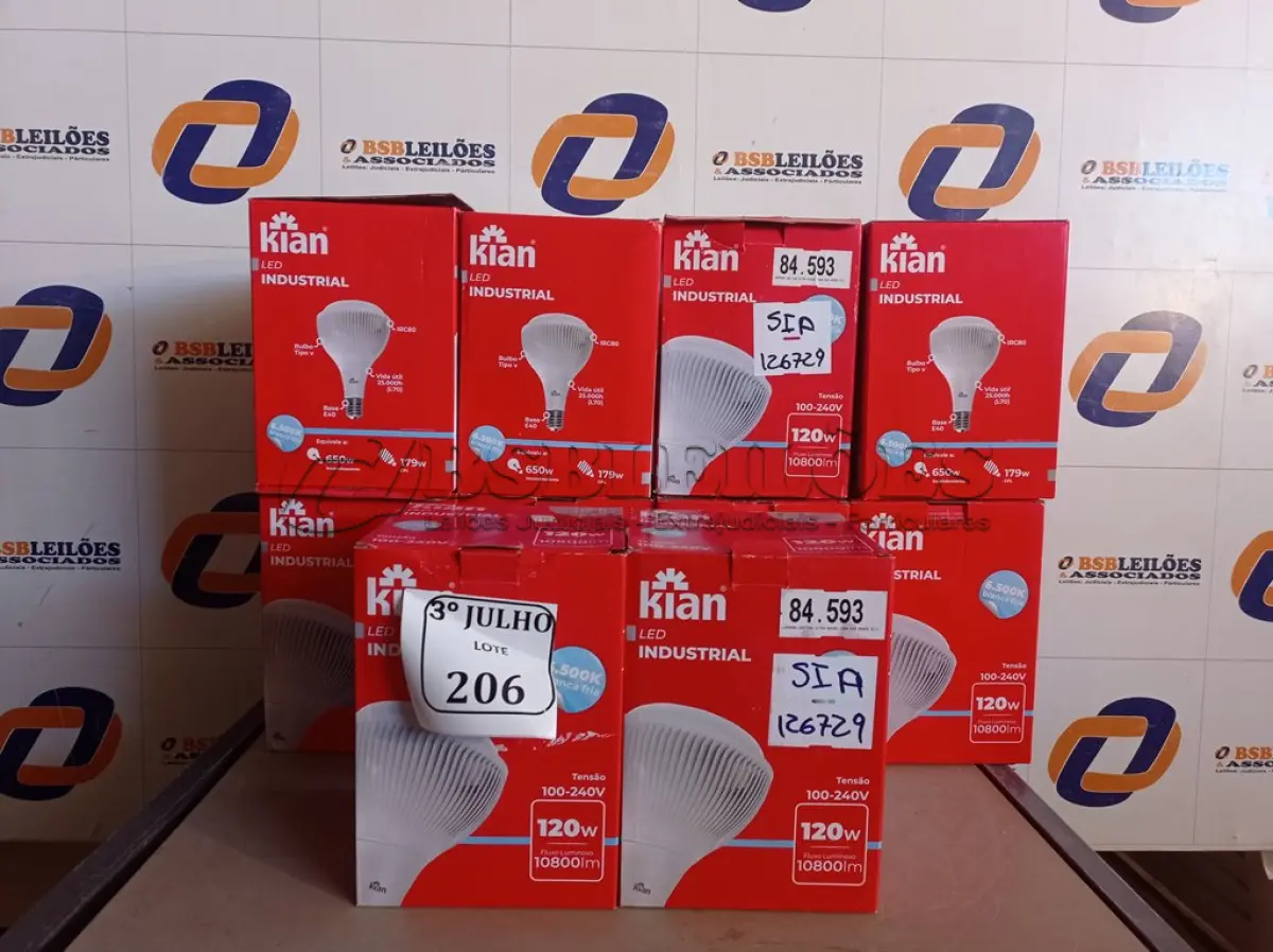 LOTE 206 - 01 LOTE COM 10 LÂMPADAS DE LED INDUSTRIAL 6.500K BRANCA FRIA DE 120W CADA. (NO ESTADO) ATENÇÃO! FAZER A VISITAÇÃO ANTES DE ARREMATAR, NÃO SABEMOS SE FUNCIONA. LEILÃO NÃO TEM GARANTIA E NEM DEVOLUÇÃO, SUJEITO A POSSÍVEIS AVARIAS VISÍVEIS/OCULTAS E/OU AUSÊNCIA DE COMPONENTES.