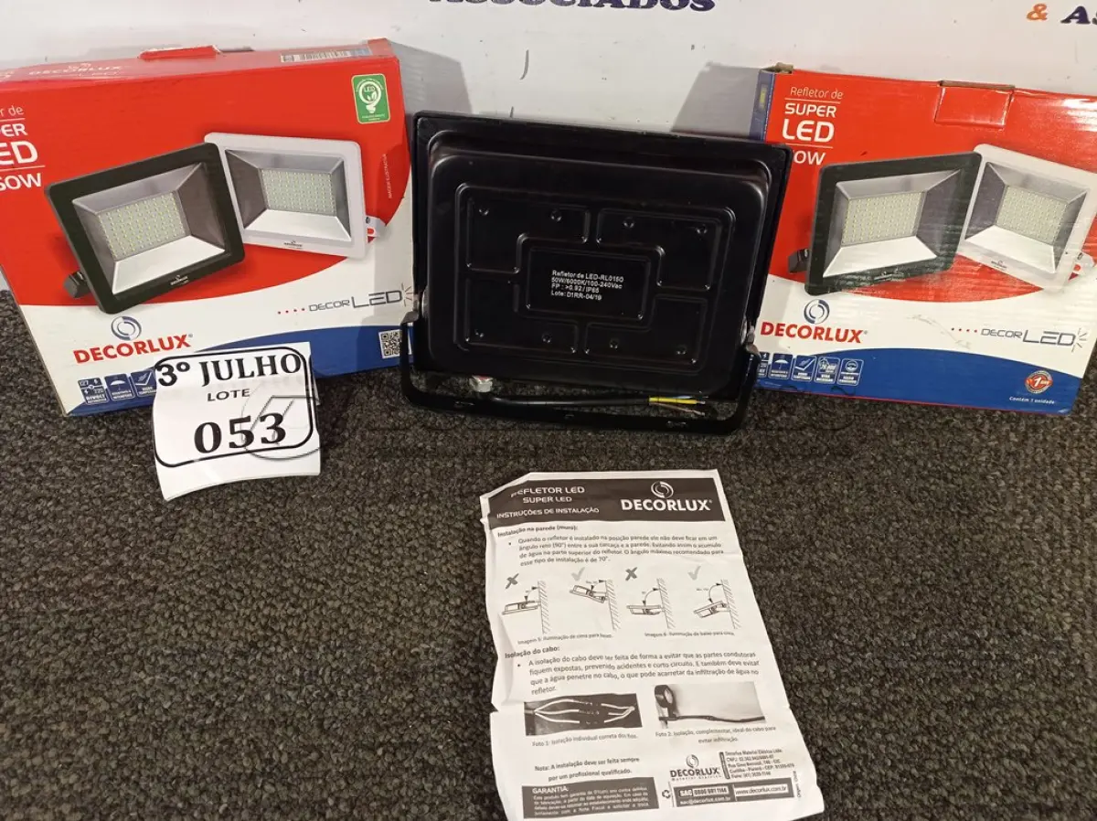LOTE 053 - 03 REFLETORES SUPER LED 100-240V 50W LUZ BRANCA – DECORLUX NOVO. (NO ESTADO)