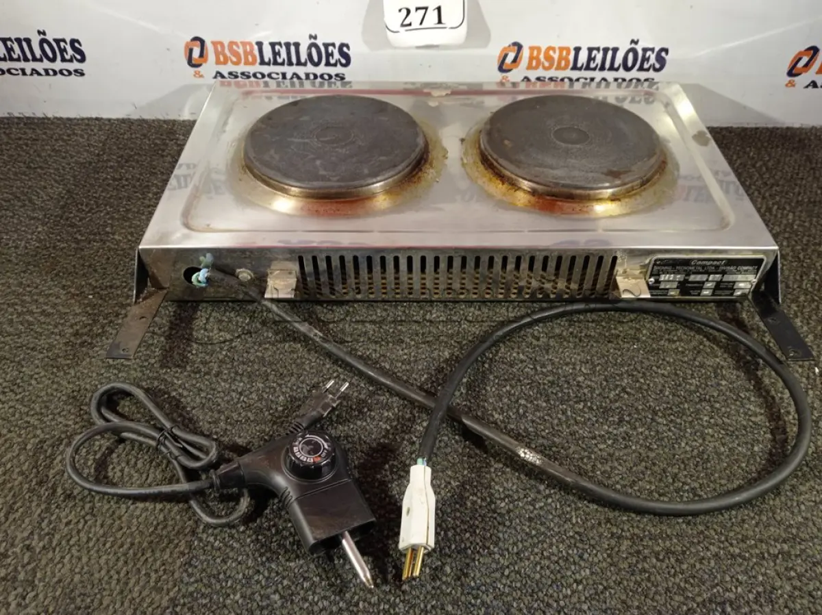 LOTE 271 - 01 FOGÃO ELETRICO 02 BOCAS MARCA COMPACT 220V. (NO ESTADO) ATENÇÃO! FAZER A VISITAÇÃO ANTES DE ARREMATAR, NÃO SABEMOS SE FUNCIONA. LEILÃO NÃO TEM GARANTIA E NEM DEVOLUÇÃO, SUJEITO A POSSÍVEIS AVARIAS VISÍVEIS/OCULTAS E/OU AUSÊNCIA DE COMPONENTES.