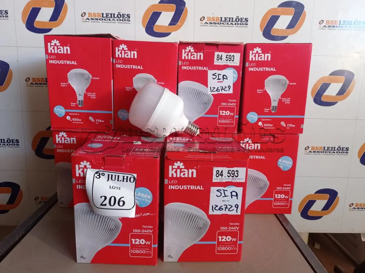 LOTE 206 - 01 LOTE COM 10 LÂMPADAS DE LED INDUSTRIAL 6.500K BRANCA FRIA DE 120W CADA. (NO ESTADO) ATENÇÃO! FAZER A VISITAÇÃO ANTES DE ARREMATAR, NÃO SABEMOS SE FUNCIONA. LEILÃO NÃO TEM GARANTIA E NEM DEVOLUÇÃO, SUJEITO A POSSÍVEIS AVARIAS VISÍVEIS/OCULTAS E/OU AUSÊNCIA DE COMPONENTES.