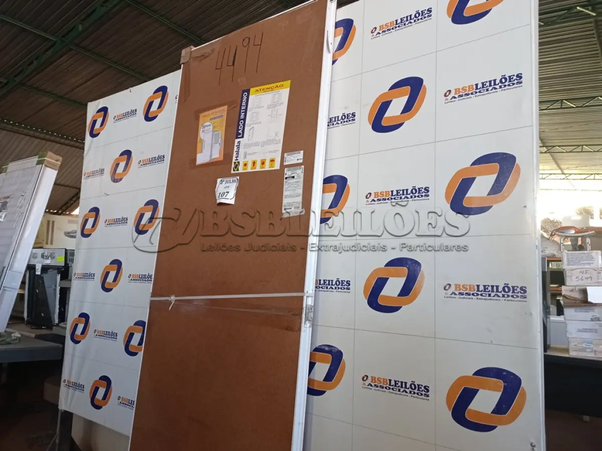 LOTE 107 - 5.301 - PORTA VEN PRÁTICA 075X212 DIR BRANCO - HAIALA NOVO. (NO ESTADO)