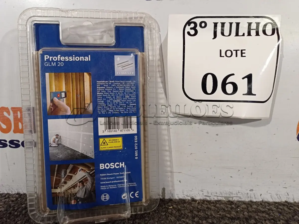 LOTE 061 - 01 TRENA A LASER GLM20 – BOSCH NOVO. (NO ESTADO)