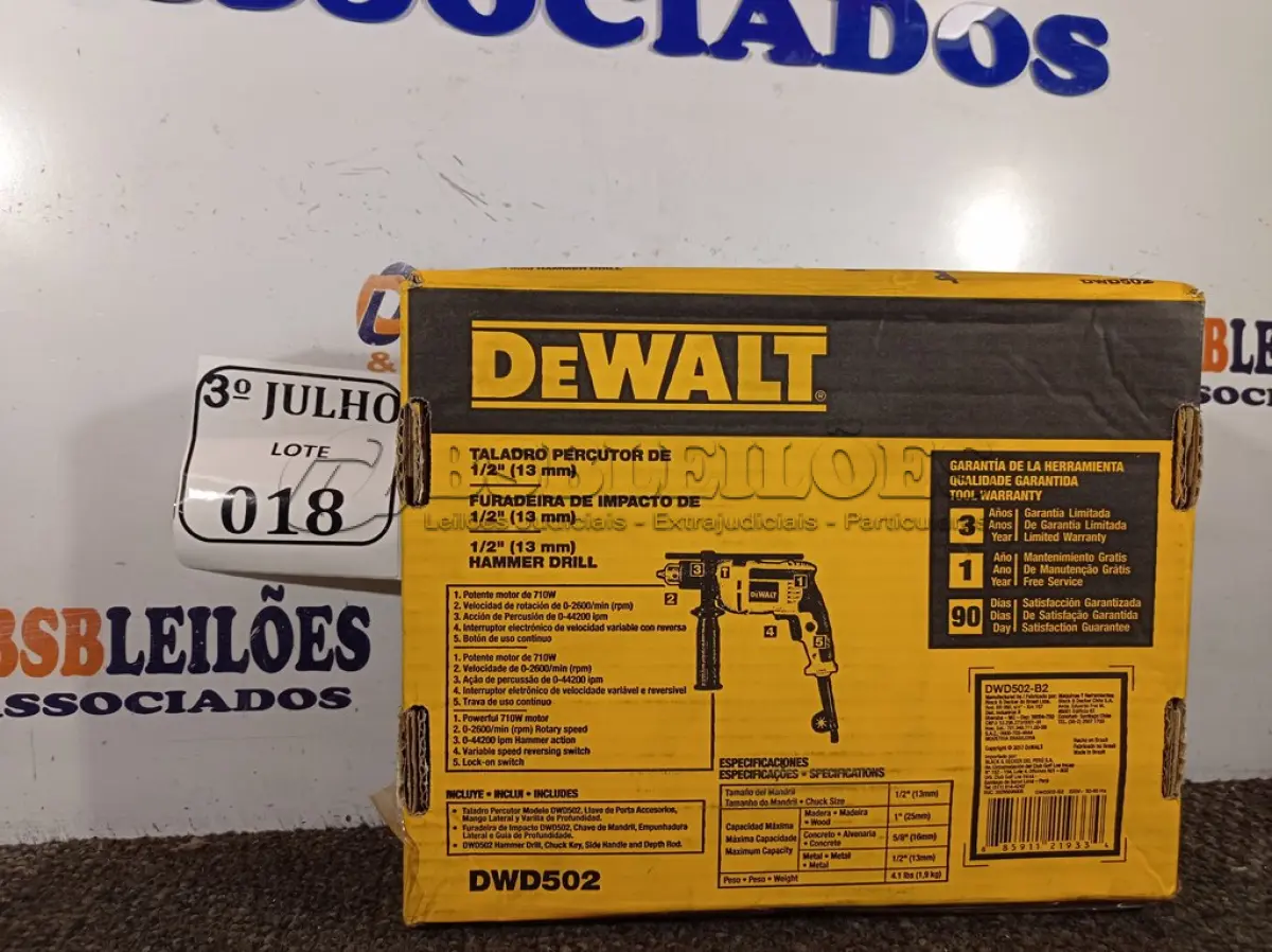LOTE 018 - 01 FURADEIRA IMP 1/2 220V 710W - DEWALT NOVO